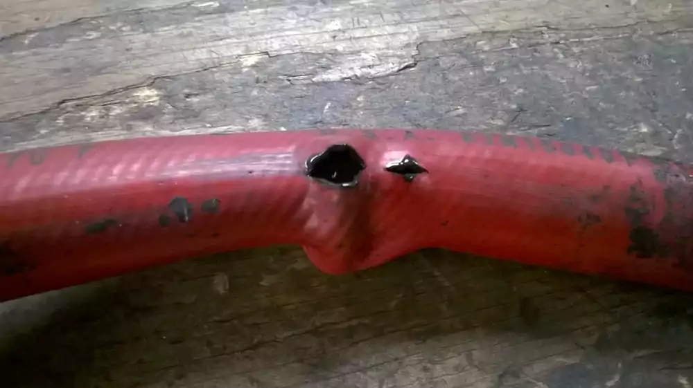 پارگی شلنگ باد