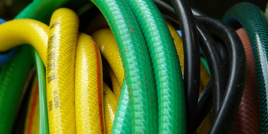 راهنمای انتخاب جنس شلنگ باد