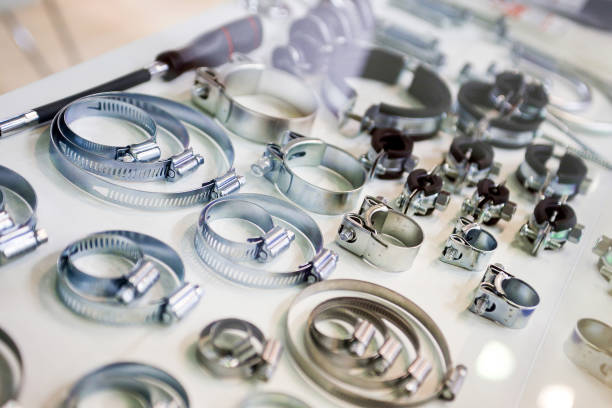 مزایای بست فلزی