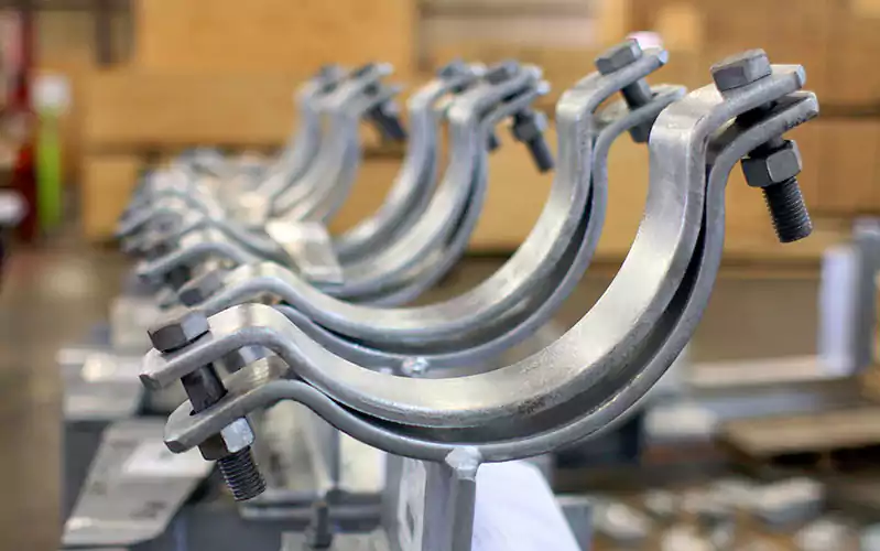 استفاده از بست فلزی در صنایع