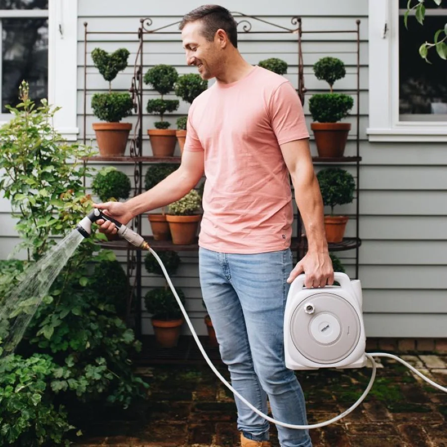 انتخاب قرقره شلنگ جمع‌کن مناسب بر اساس طول شلنگ، نوع کاربرد و کیفیت ساخت 